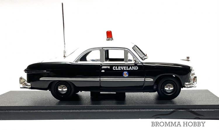Ford (1949) - City of Cleveland Police - Klicka på bilden för att stänga